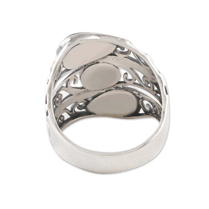 Charming Piece for Any Occasion