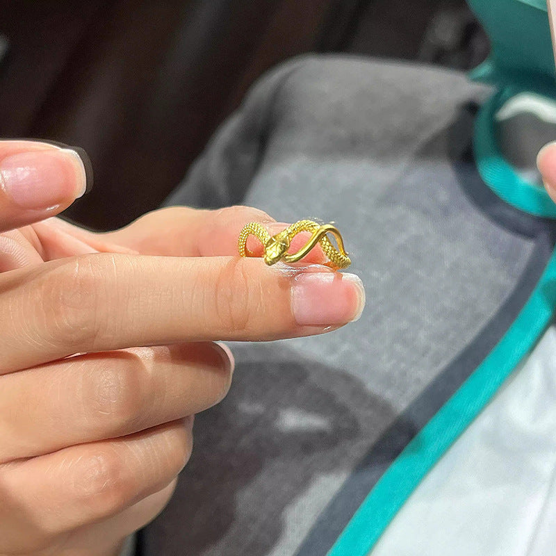 Stunning Gold Ring for Daily Wear