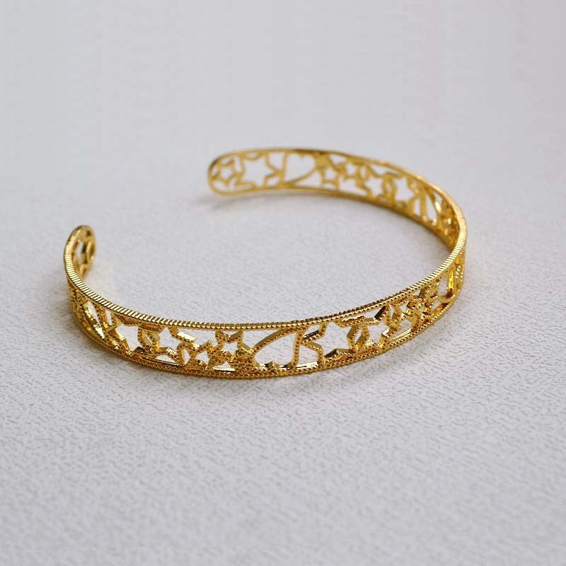 Vintage Handmade Gold Earring