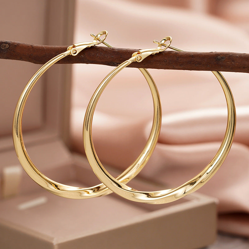 Romantic Earring for Special Moments
