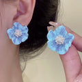 Romantic Earring for Special Moments
