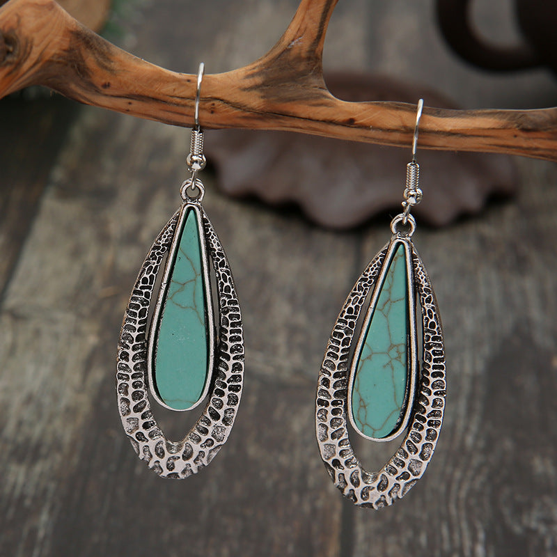 Charming Earring for Any Occasion