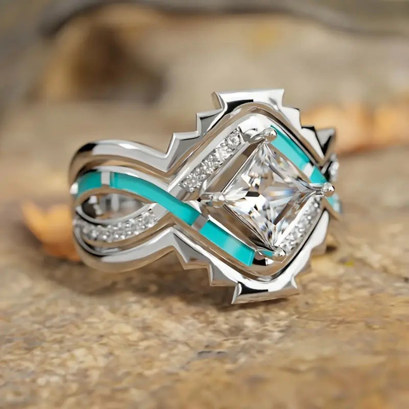 Beautiful Piece with Unique Style