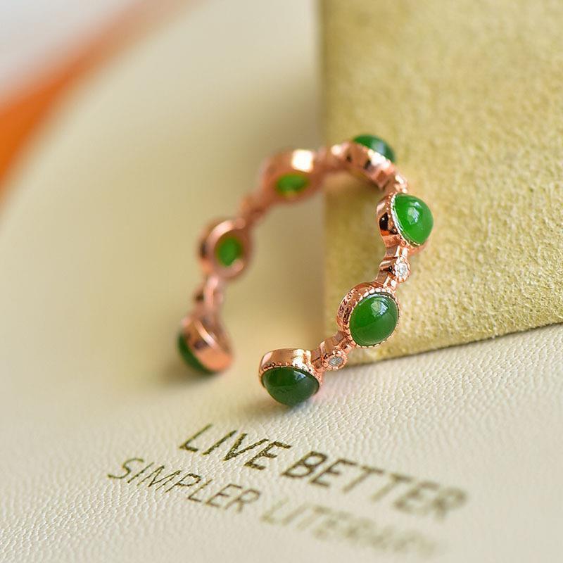 Charming Silver Ring for Any Occasion