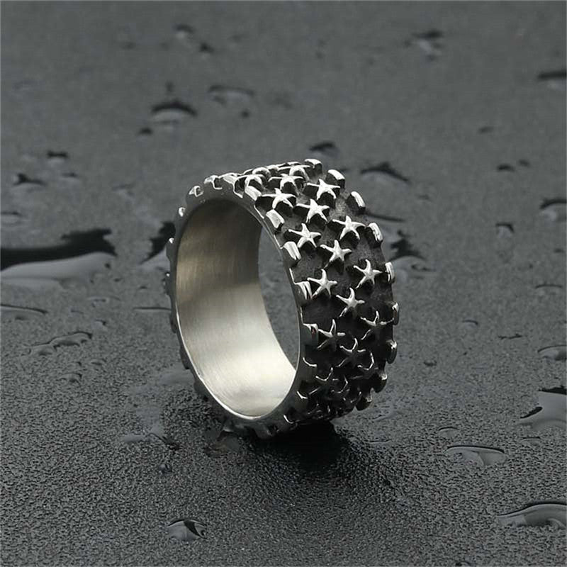 Classic Ring with Timeless Appeal