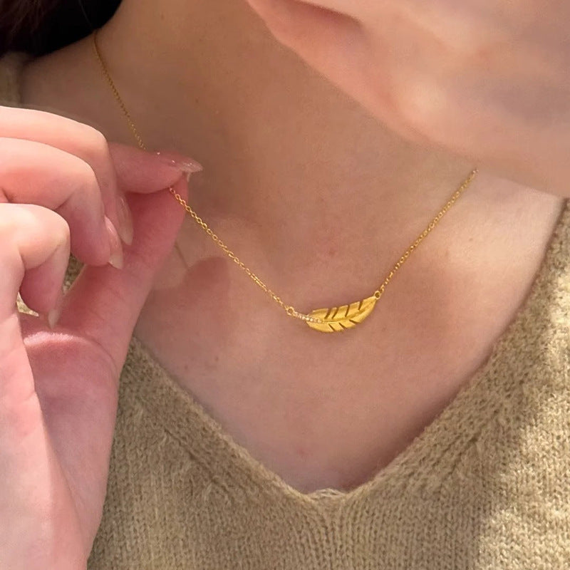 Charming Gold Necklace for Any Occasion