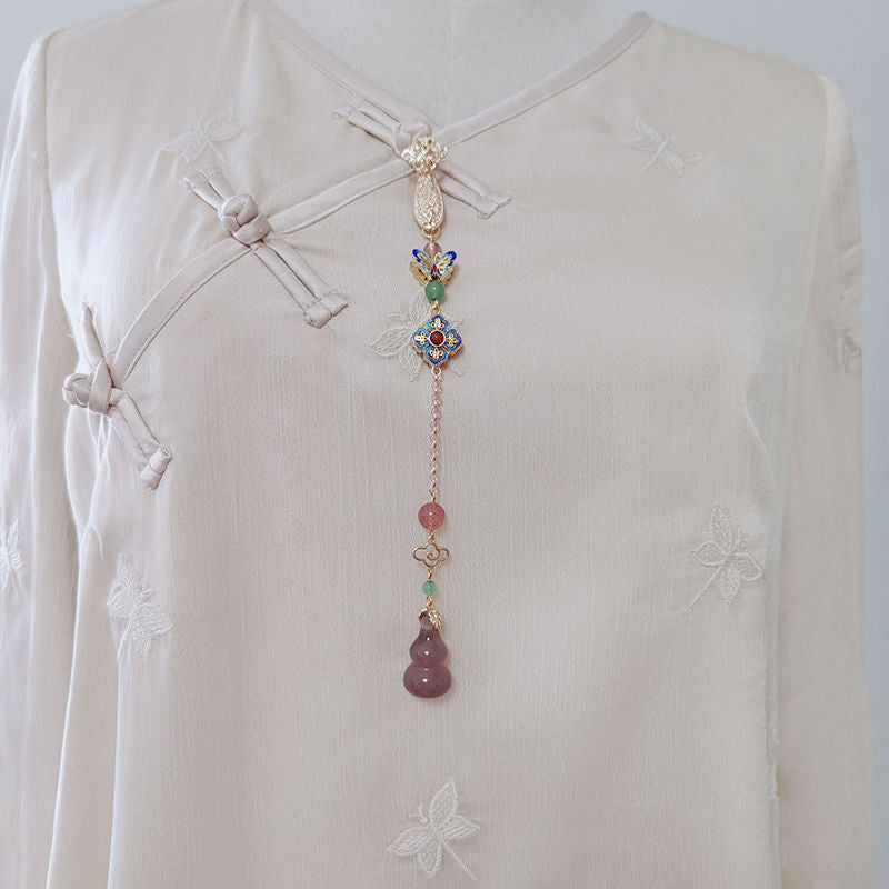 Elegant Pendant for Every Occasion