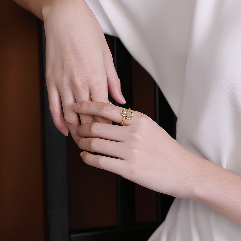 Charming Silver Ring for Any Occasion