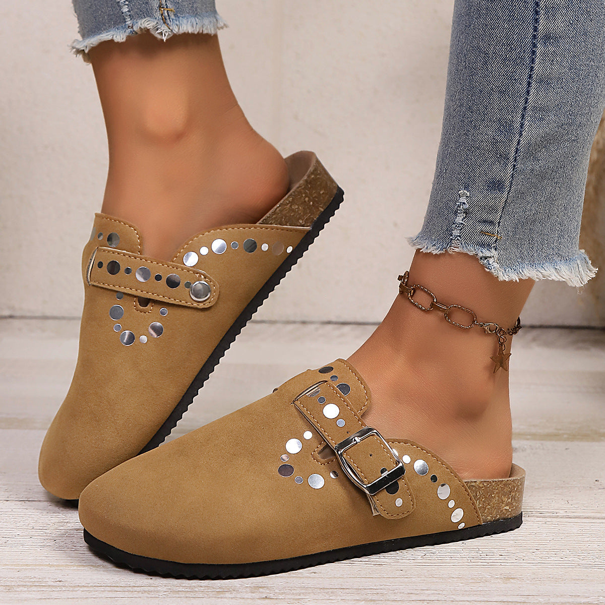Graceful Orthopedic Shoes for Modern Look