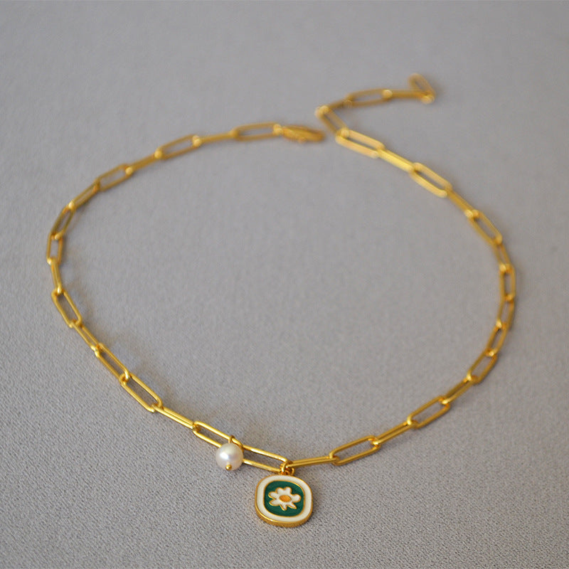 Stunning Necklace for Daily Wear