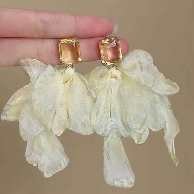 Classic Earring with Timeless Appeal
