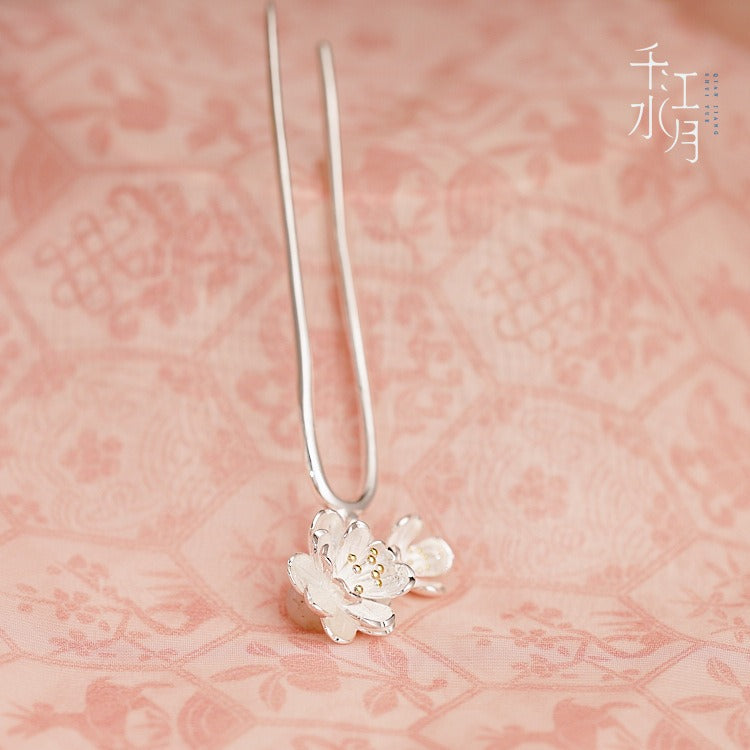 Elegant Silver Piece for Every Occasion