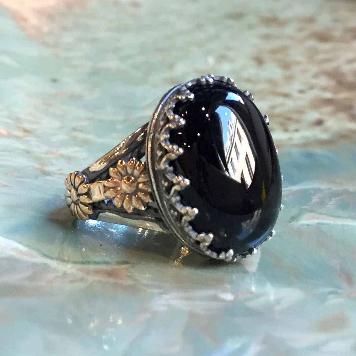 Beautiful Gold Ring with Unique Style