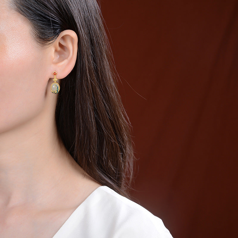 Elegant Gold Earring for Every Occasion