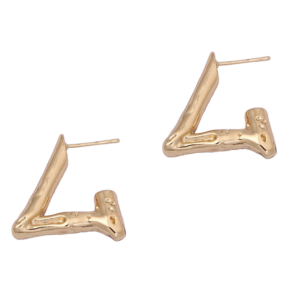Romantic Gold Earring for Special Moments