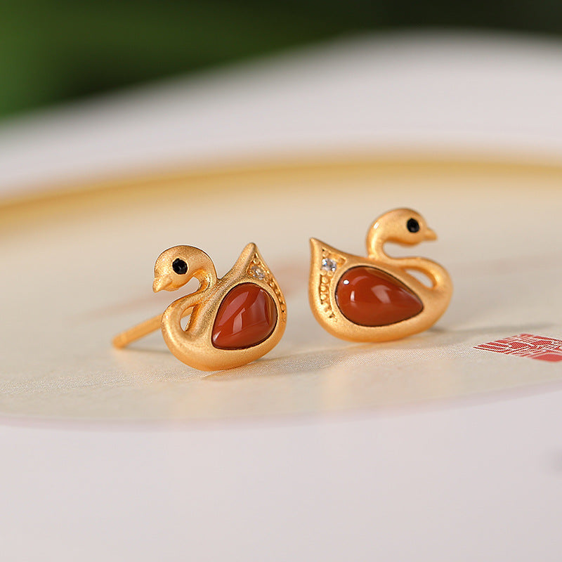 Romantic Gold Earring for Special Moments