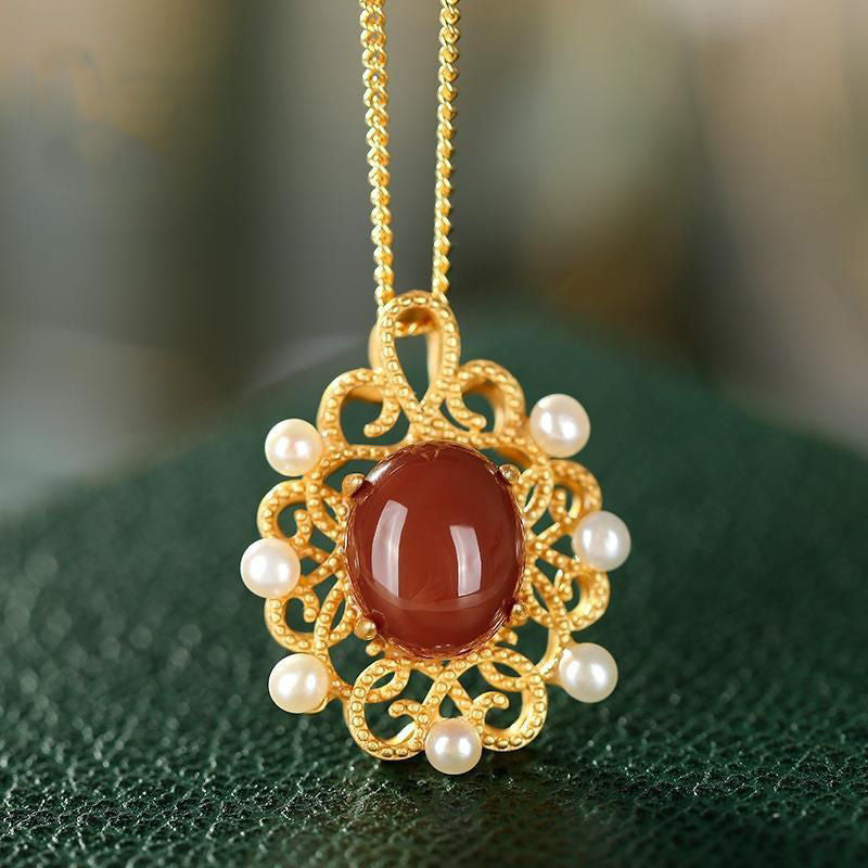 Classic Gold Necklace with Timeless Appeal
