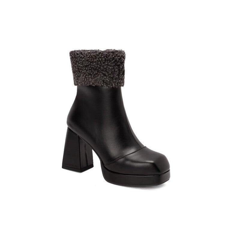 Graceful Orthopedic Boots for Modern Look