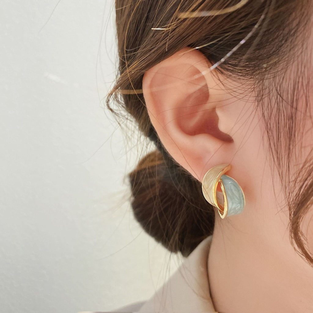 Stunning Earring for Daily Wear