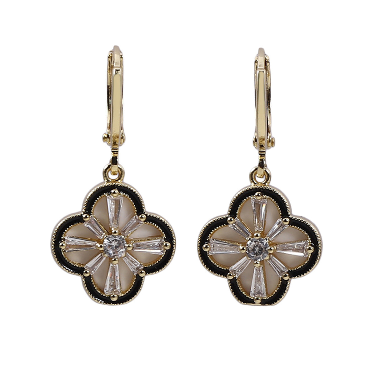 Elegant Earring for Every Occasion