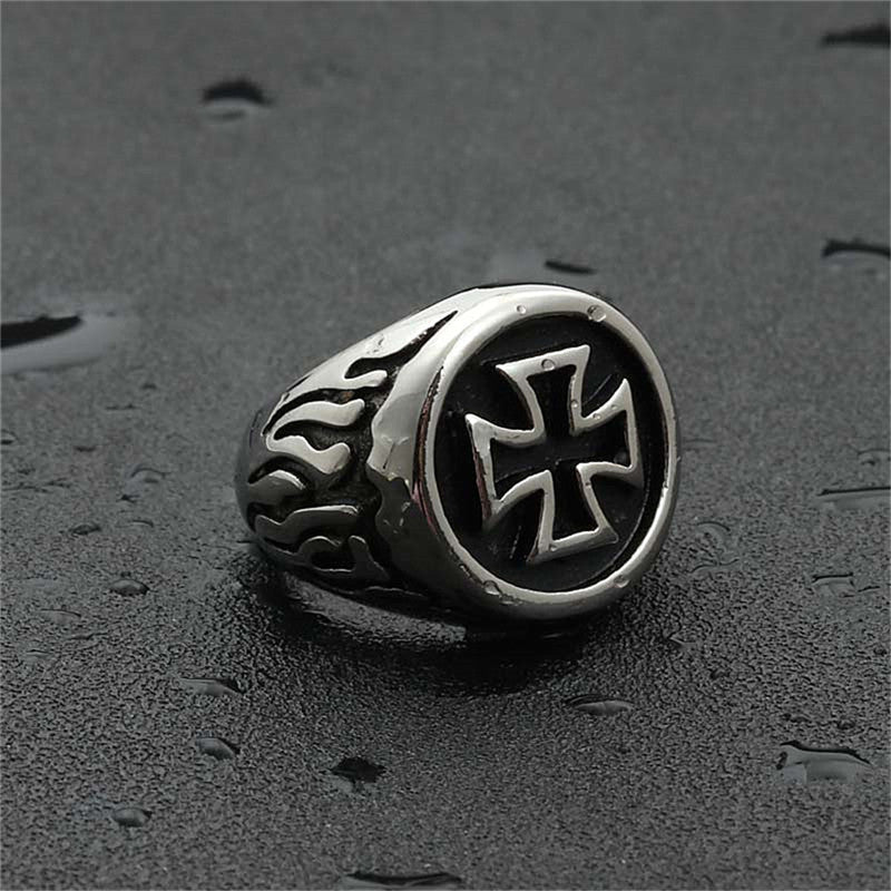 Classic Ring with Timeless Appeal