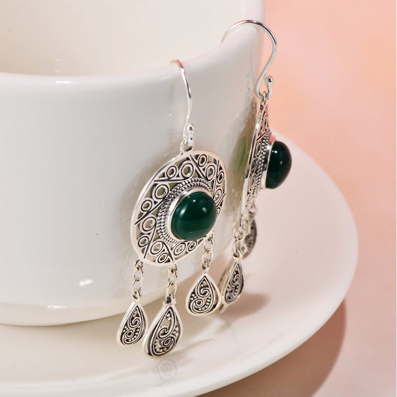 Charming Silver Earring for Any Occasion