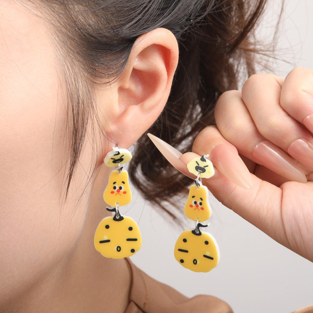 Charming Earring for Any Occasion