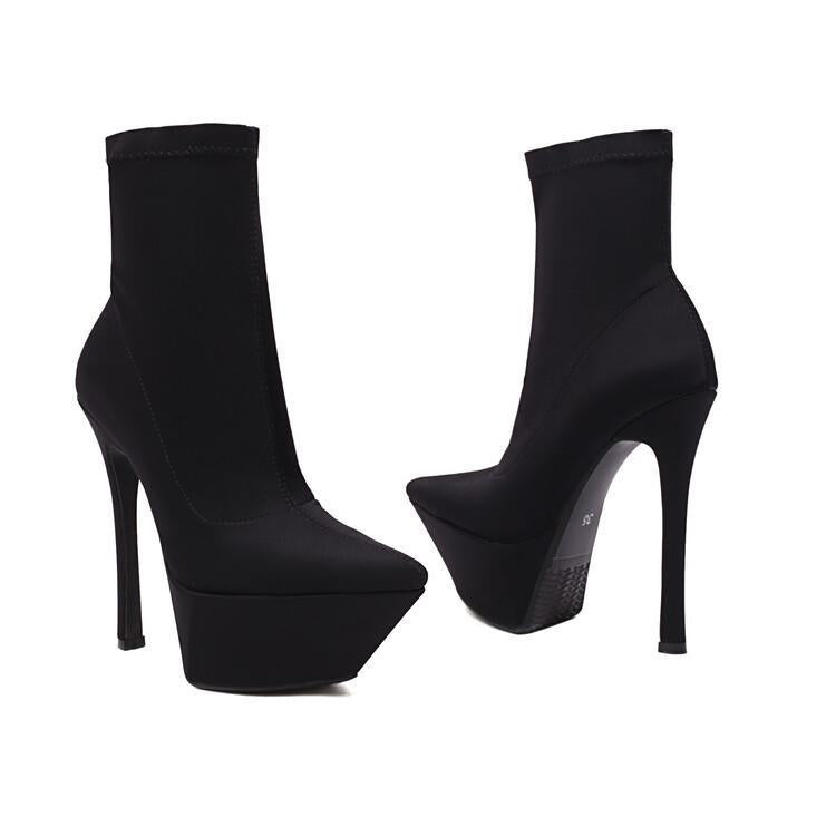 Graceful Orthopedic Boots for Modern Look