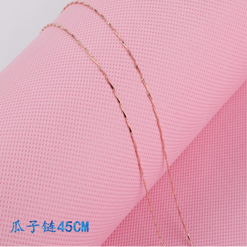 Charming Gold Necklace for Any Occasion