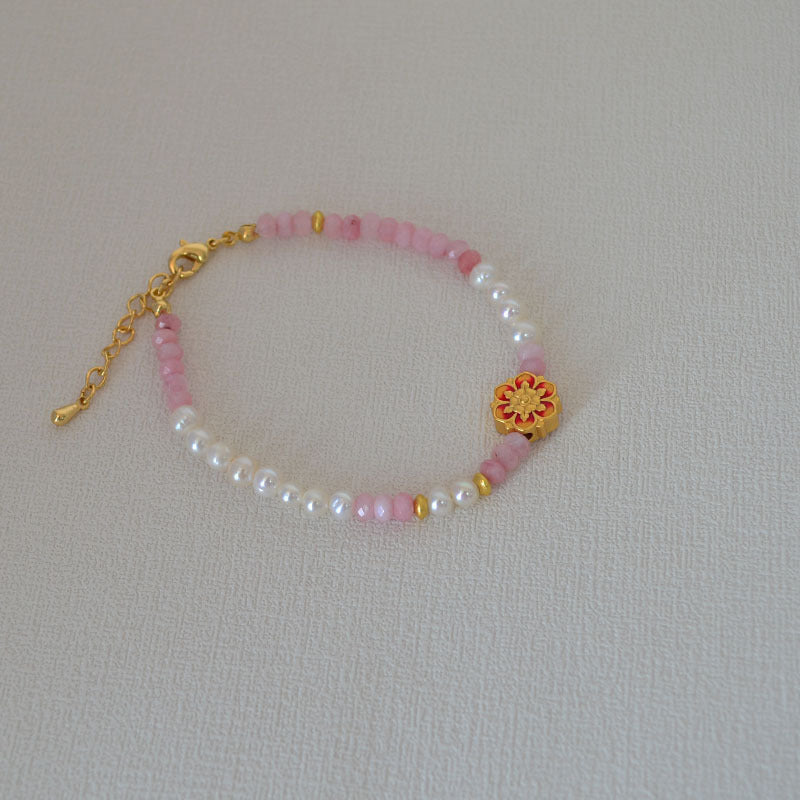 Stunning Gold Necklace for Daily Wear