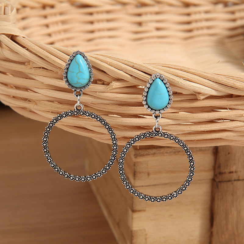 Beautiful Silver Earring with Unique Style