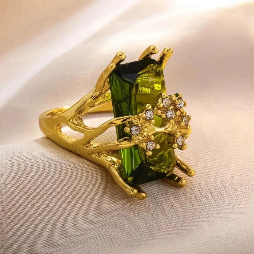 Romantic Gold Ring for Special Moments