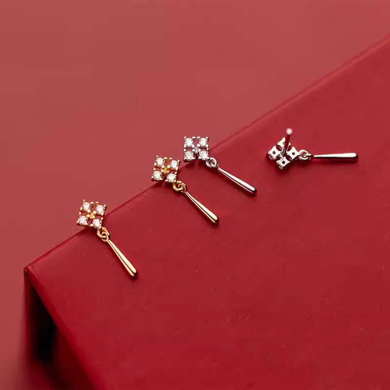 Stunning Earring for Daily Wear