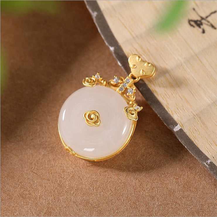 Charming Gold Necklace for Any Occasion