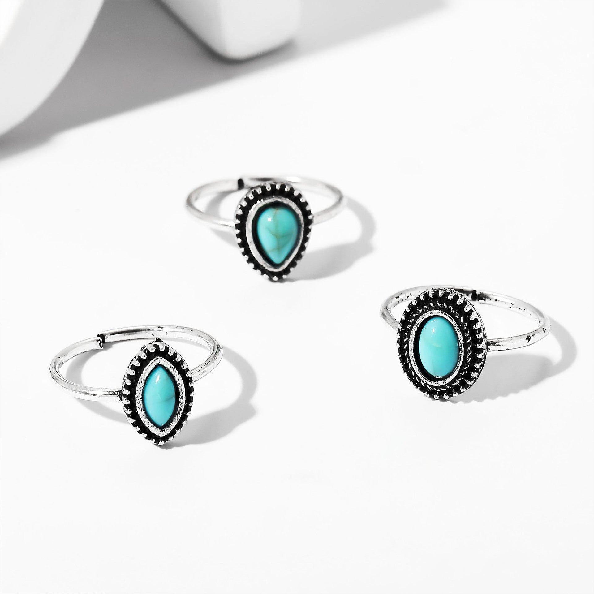 Beautiful Set with Unique Style