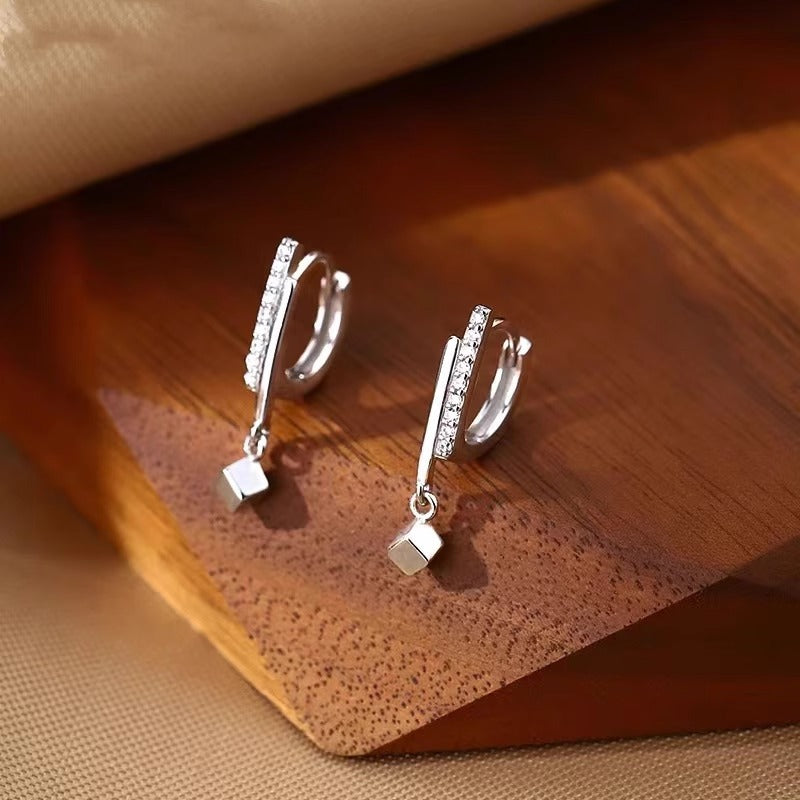 Classic Earring with Timeless Appeal