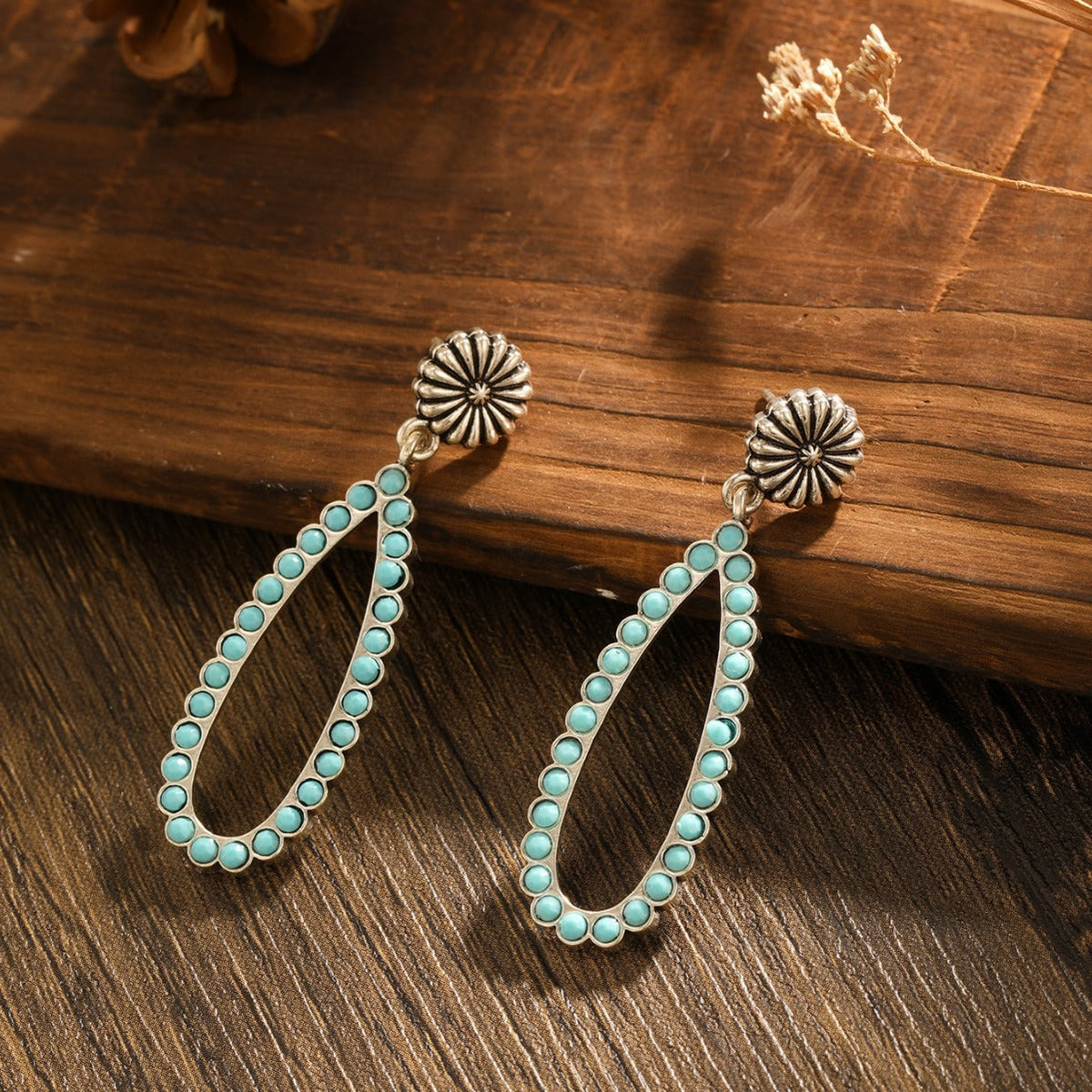 Classic Earring with Timeless Appeal
