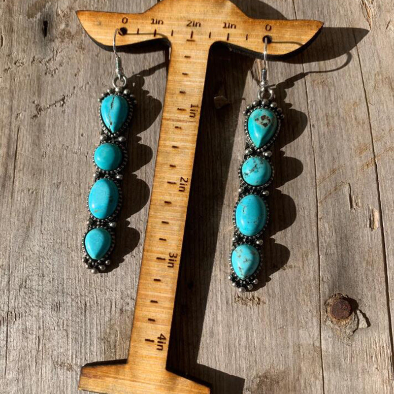 Charming Earring for Any Occasion