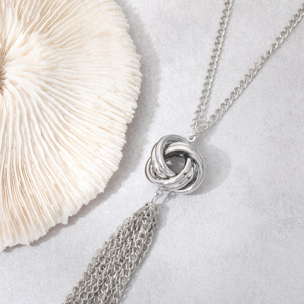 Classic Necklace with Timeless Appeal