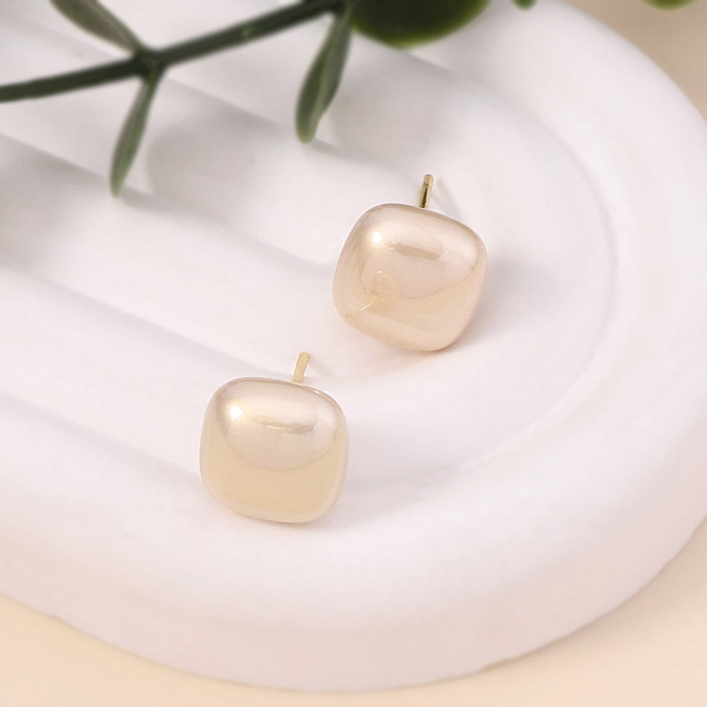 Elegant Pearl Earring for Every Occasion