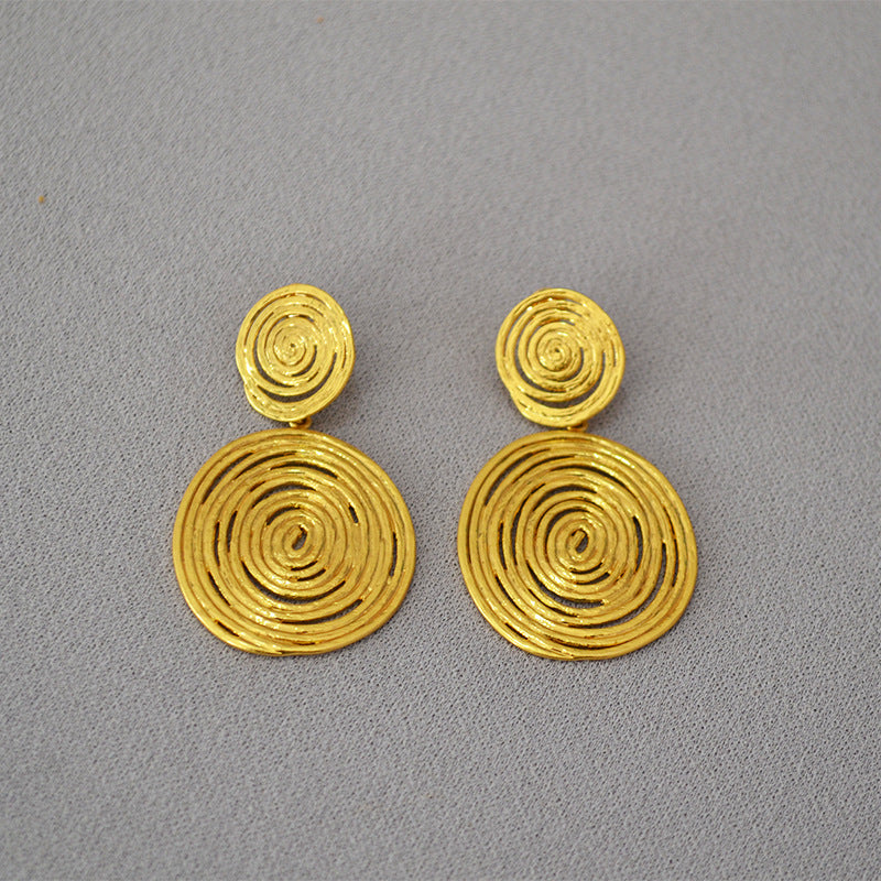 Vintage Handmade Gold Earring