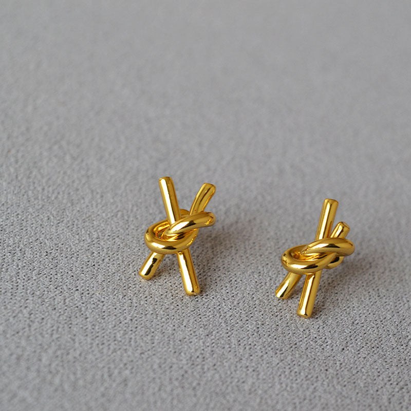 Charming Gold Necklace for Any Occasion