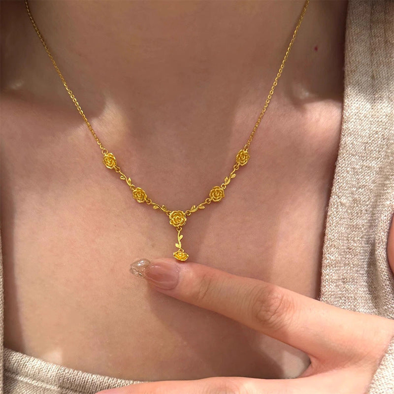 Charming Gold Necklace for Any Occasion
