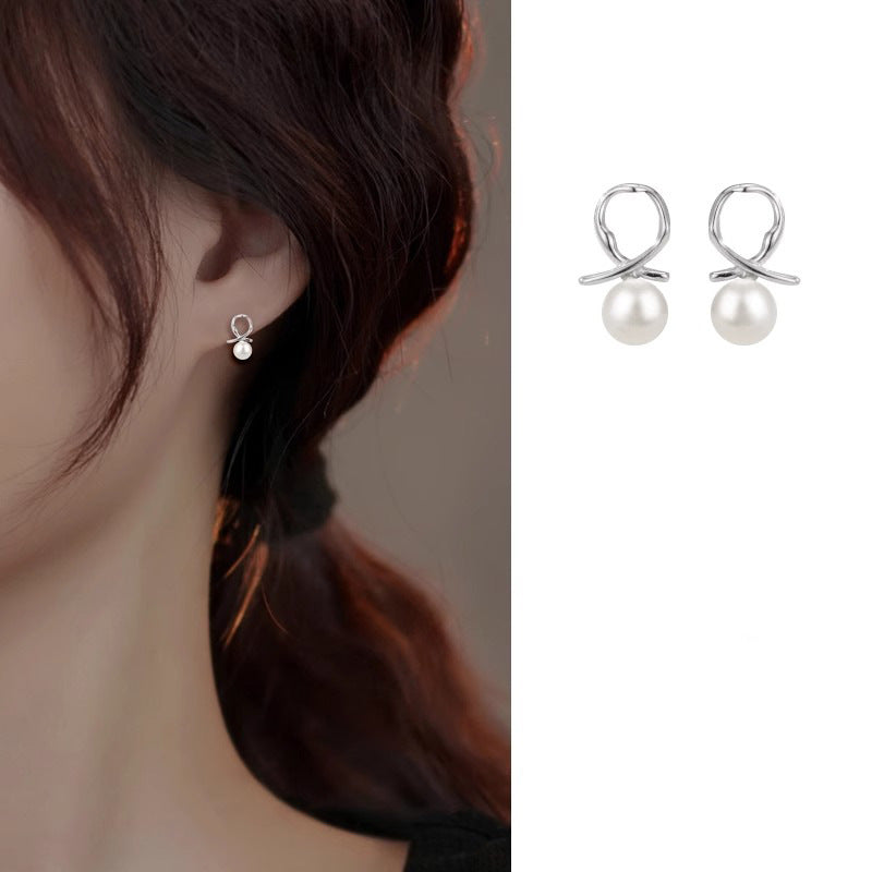 Stunning Pearl Earring for Daily Wear