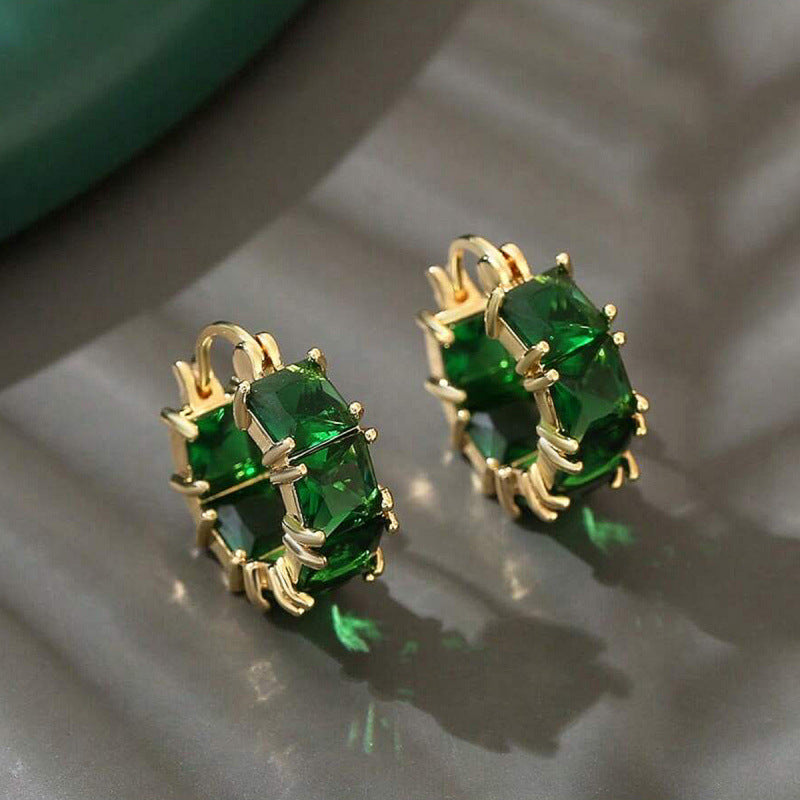 Elegant Earring for Every Occasion