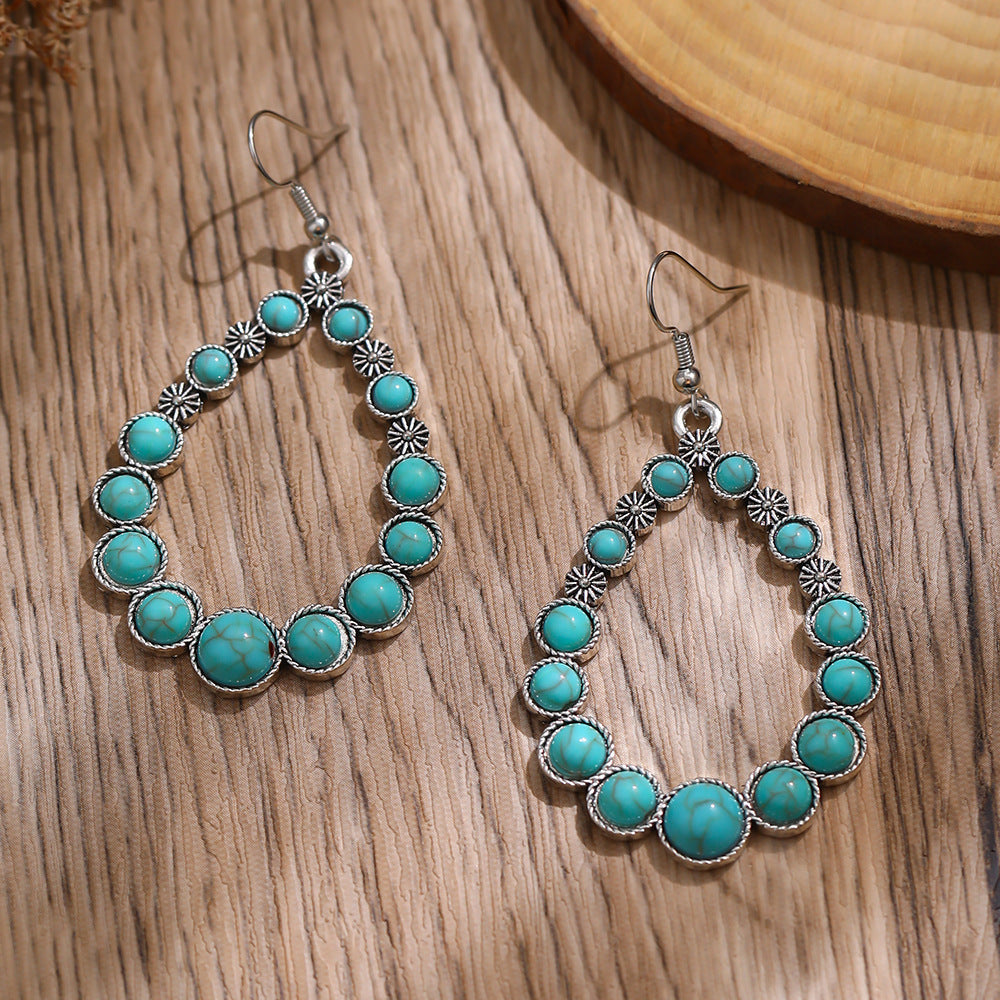 Classic Earring with Timeless Appeal