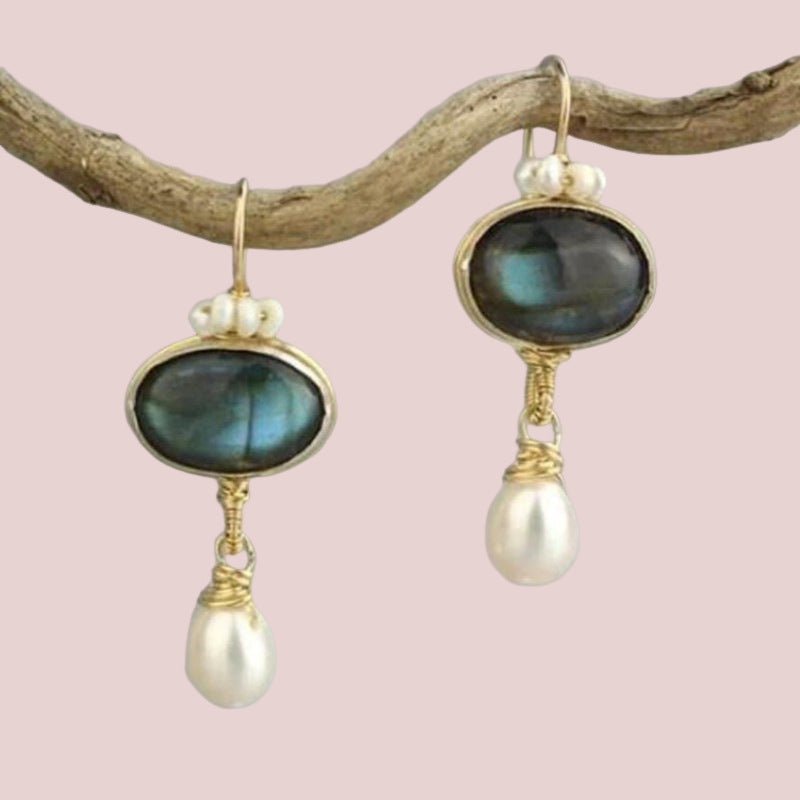 Romantic Pearl Earring for Special Moments