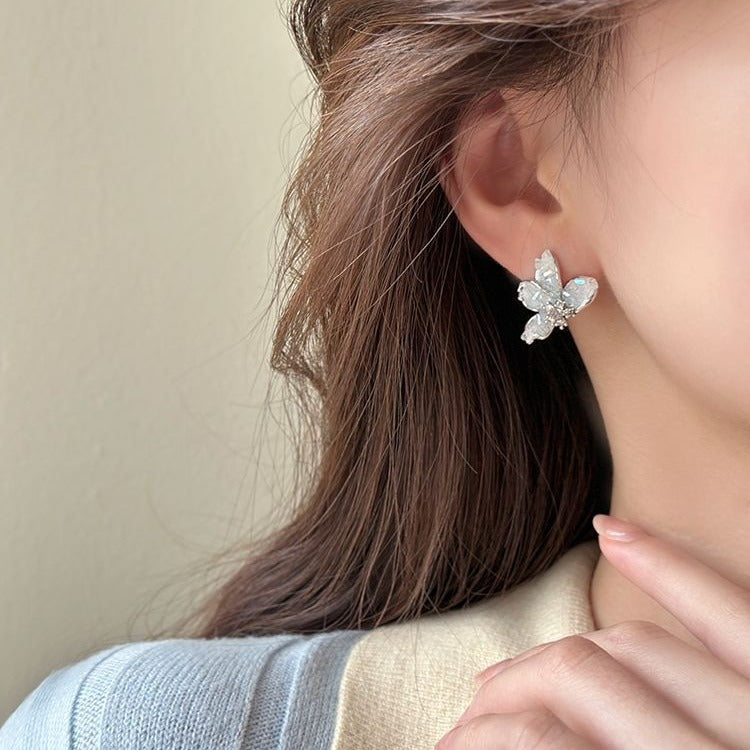 Romantic Earring for Special Moments