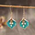 Romantic Pearl Earring for Special Moments