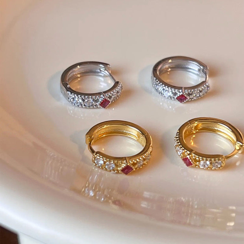 Delicate Artisan Gold Earring